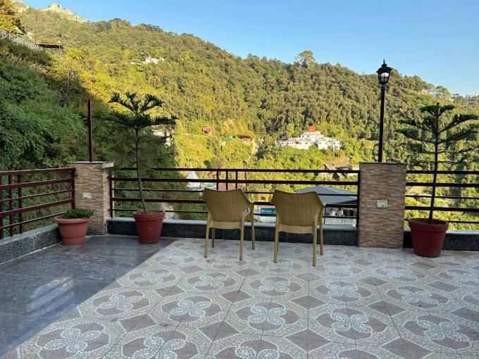 Hotel 7 Heavens Mussoorie Eksteriør billede
